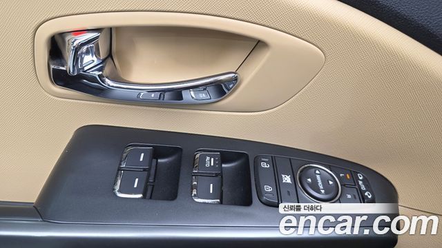 Kia Carnival 9-Seater Hi-Limousine Luxury 2019 — фото 32