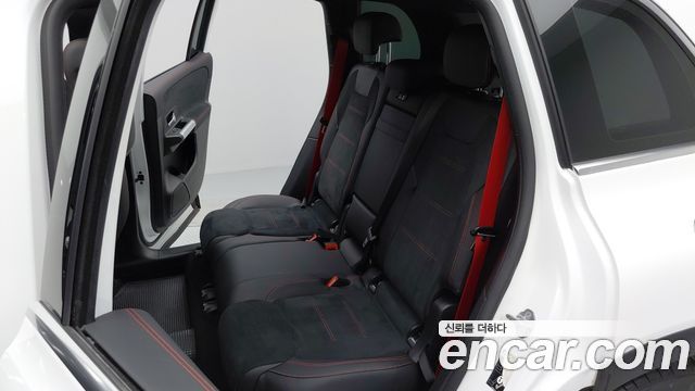 Mercedes-Benz GLB-Class (X247) AMG GLB35 4MATIC 2022 — фото 15