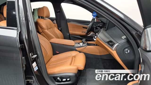 BMW 5 Series (G30) 520i M Sport 2021 — фото 11