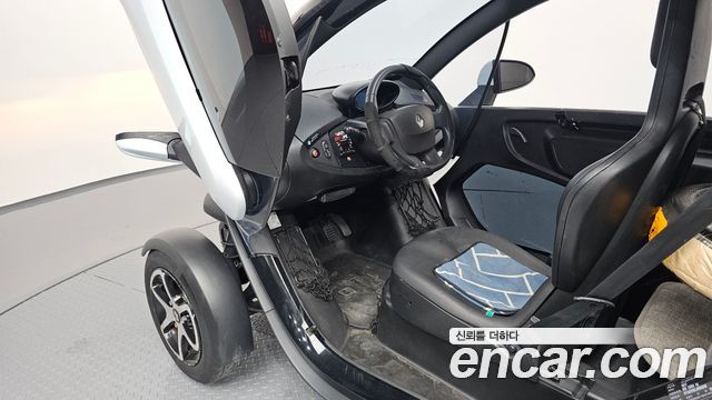 Renault Korea Twizy Intens(2-seater) 2018 — фото 7