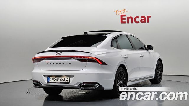 Hyundai Grandeur (IG) 3.0 LPi Exclusive 2022 — фото 2