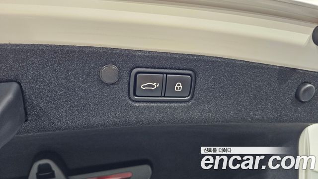 Hyundai Grandeur (IG) 3.0 LPi Exclusive 2022 — фото 20