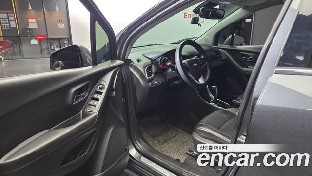 Chevrolet Trax 1.4 Premier 2018 — фото 10