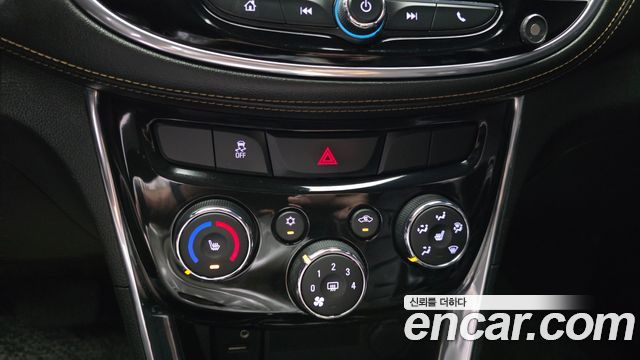 Chevrolet Trax 1.4 Premier 2018 — фото 18