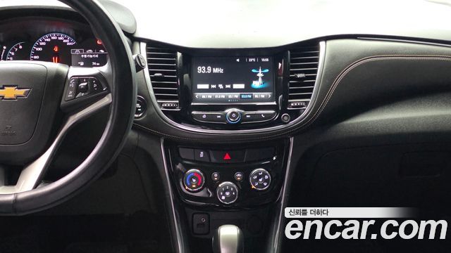 Chevrolet Trax 1.4 Premier 2018 — фото 20