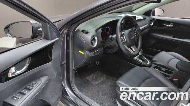 Kia K3 (II) 1.6 Prestige 2023 — фото 10