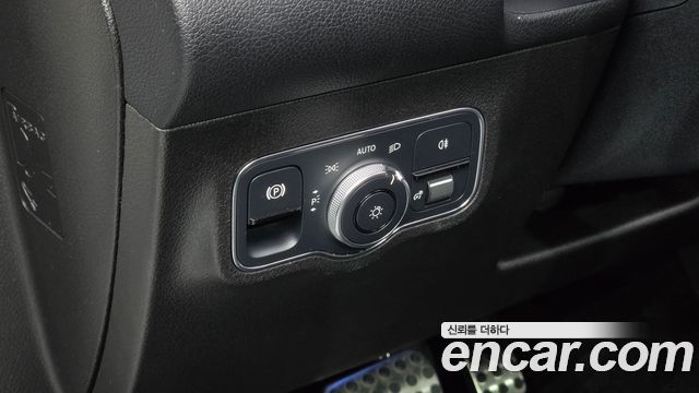 Mercedes-Benz GLB-Class (X247) GLB250 4MATIC 2021 — фото 19