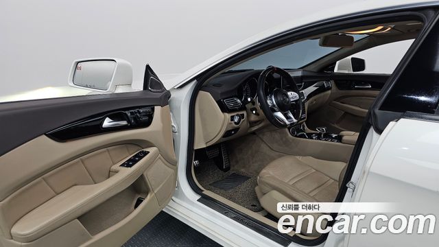Mercedes-Benz CLS-Class (W218) CLS63 AMG 4MATIC 2014 — фото 10