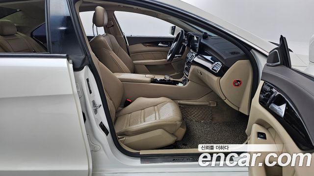 Mercedes-Benz CLS-Class (W218) CLS63 AMG 4MATIC 2014 — фото 11