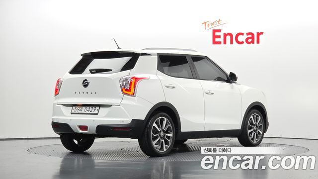 KG Mobility (SsangYong) Tivoli VX 2WD 2016 — фото 2