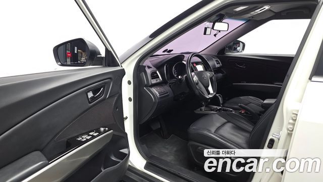 KG Mobility (SsangYong) Tivoli VX 2WD 2016 — фото 10