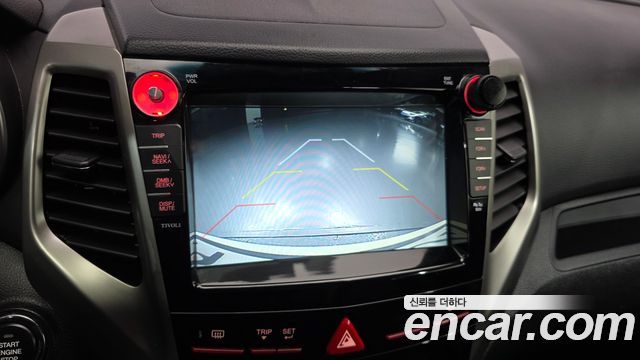 KG Mobility (SsangYong) Tivoli VX 2WD 2016 — фото 15