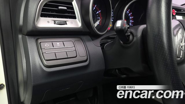 KG Mobility (SsangYong) Tivoli VX 2WD 2016 — фото 29