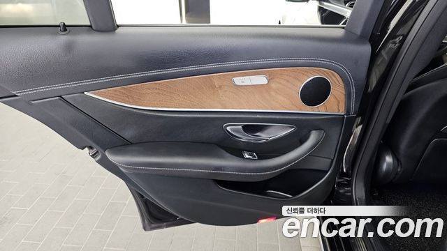 Mercedes-Benz E-Class (W213) E250 Exclusive 2021 — фото 25