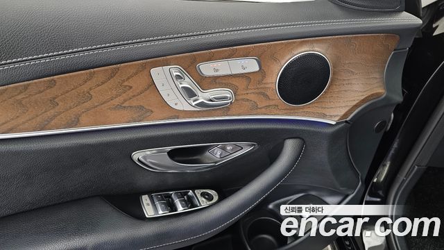 Mercedes-Benz E-Class (W213) E250 Exclusive 2021 — фото 31