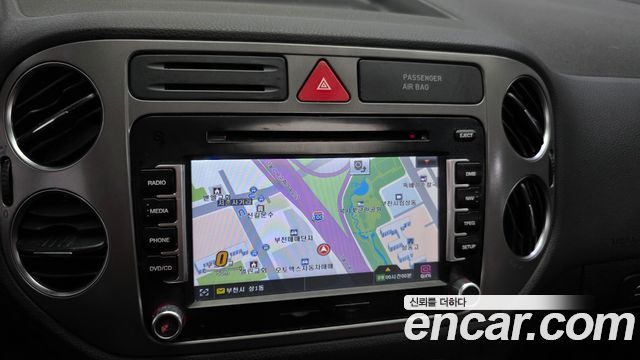 Volkswagen Tiguan 2.0 TDI 5N 2011 — фото 14