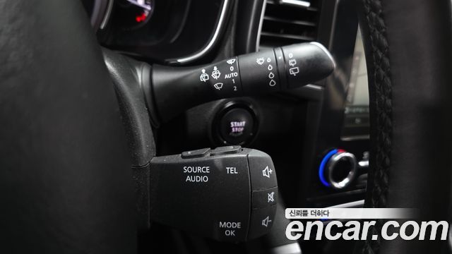 Renault Korea QM6 2.0 LPe LE Signature 2WD 2023 — фото 31