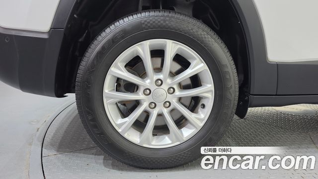 Jeep Cherokee (KL) 2.4 Longitude High AWD 2019 — фото 5