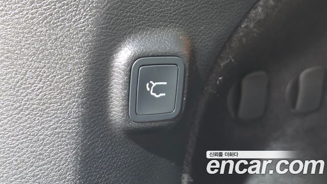 Jeep Cherokee (KL) 2.4 Longitude High AWD 2019 — фото 20
