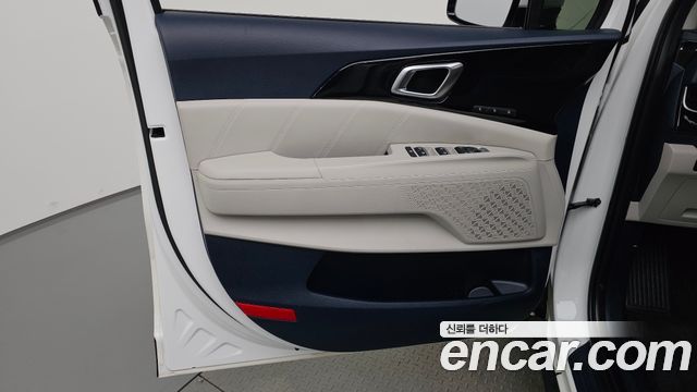 Kia Carnival (IV) HEV 9seater Signature 2024 — фото 24