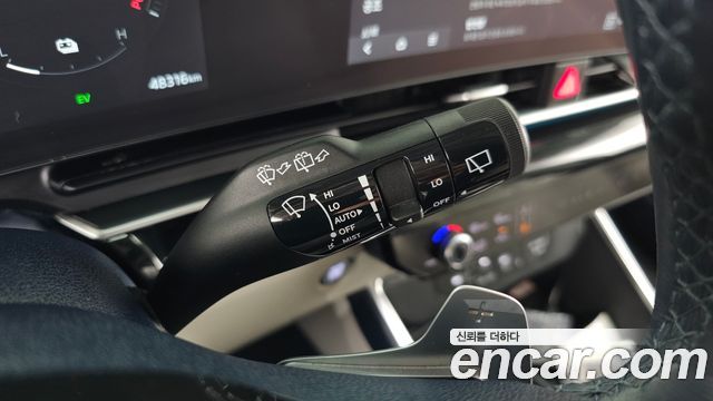 Kia Carnival (IV) HEV 9seater Signature 2024 — фото 31