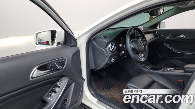 Mercedes-Benz GLA-Class (X156) GLA220 2019 — фото 10