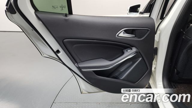 Mercedes-Benz GLA-Class (X156) GLA220 2019 — фото 25