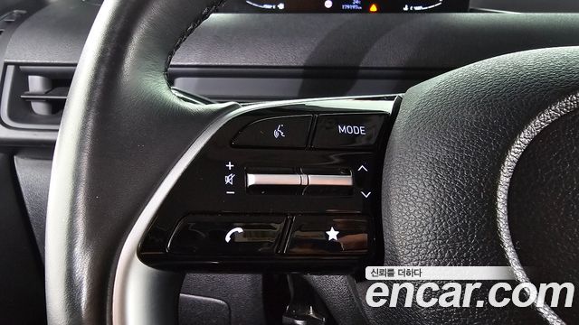 Hyundai Staria Cargo 5-Seater Modern 2023 — фото 18
