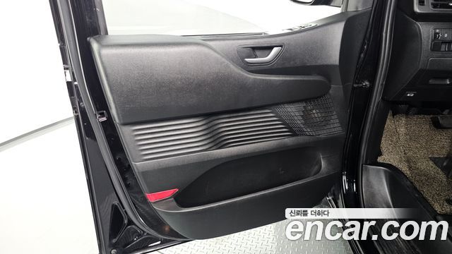 Hyundai Staria Cargo 5-Seater Modern 2023 — фото 24