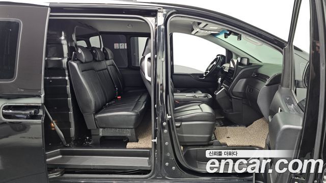 Hyundai Staria Cargo 5-Seater Modern 2023 — фото 26