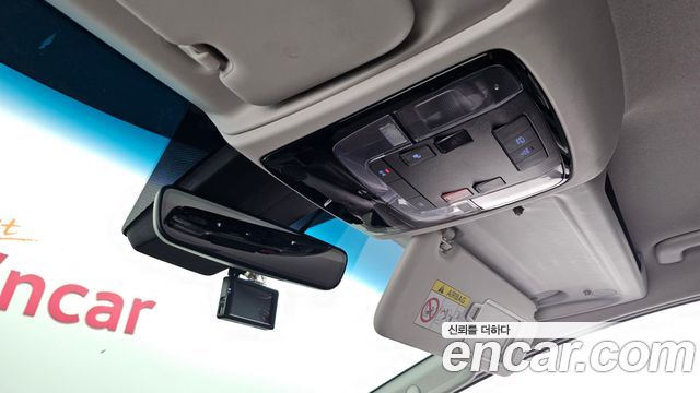 Hyundai Staria Cargo 5-Seater Modern 2023 — фото 27