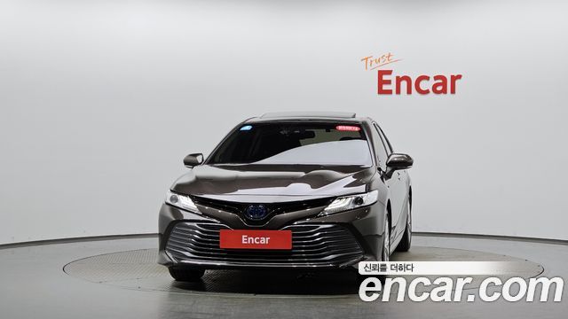 Toyota Camry (XV70) 2.5 XLE Hybrid 2018 — фото 3