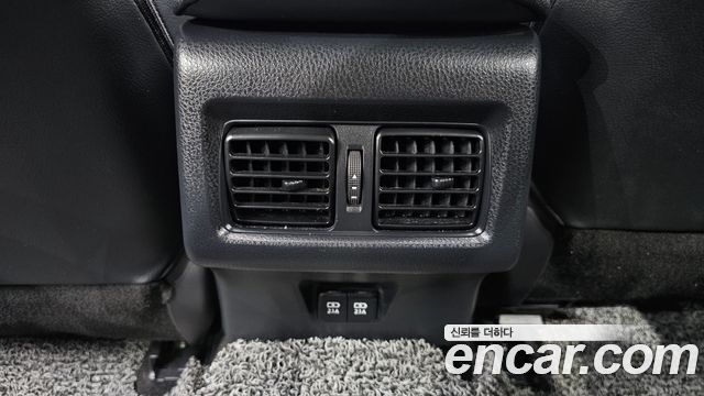Toyota Camry (XV70) 2.5 XLE Hybrid 2018 — фото 38