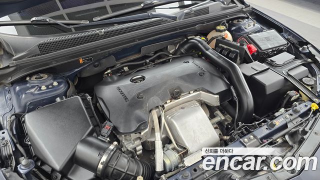 Chevrolet Malibu 2.0 Turbo LT Permium 2017 — фото 6