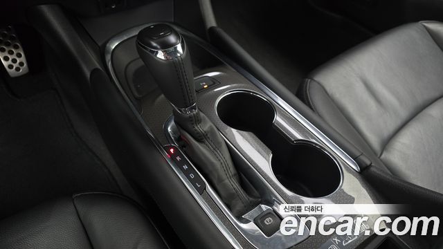 Chevrolet Malibu 2.0 Turbo LT Permium 2017 — фото 9