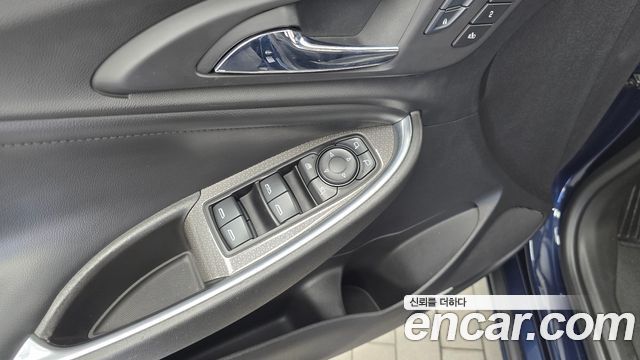 Chevrolet Malibu 2.0 Turbo LT Permium 2017 — фото 34