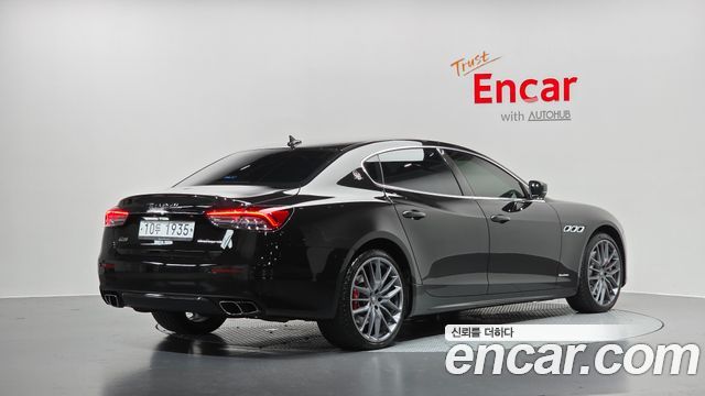 Maserati Quattroporte GTS 3.8 V8 Granlusso 2018 — фото 2