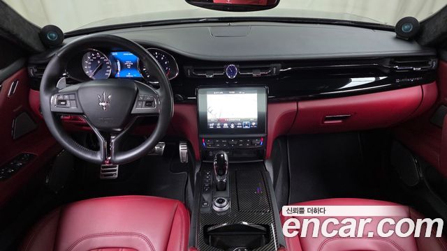 Maserati Quattroporte GTS 3.8 V8 Granlusso 2018 — фото 7