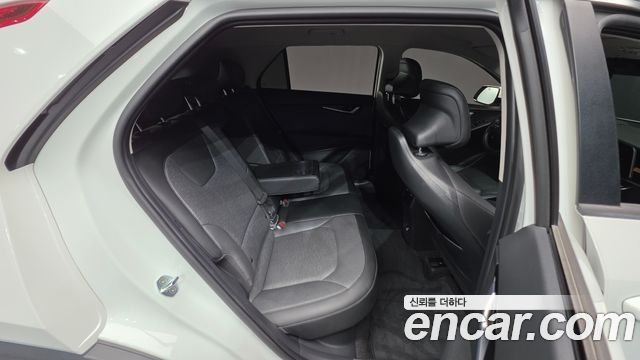 Kia Niro Prestige 2022 — фото 18