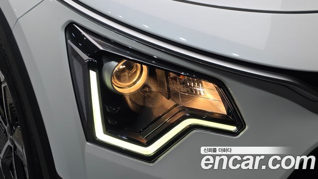Kia Niro Prestige 2022 — фото 22