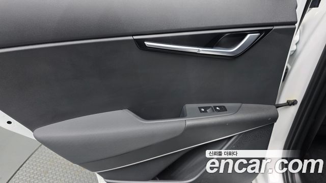 Kia Niro Prestige 2022 — фото 25