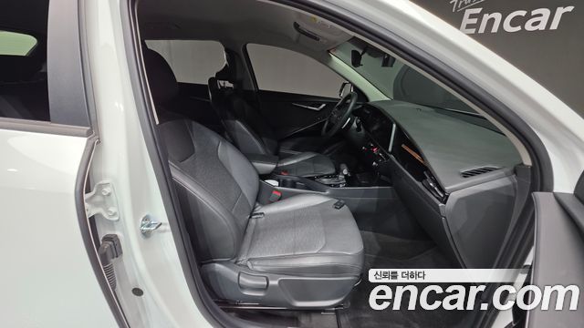 Kia Niro Prestige 2022 — фото 26