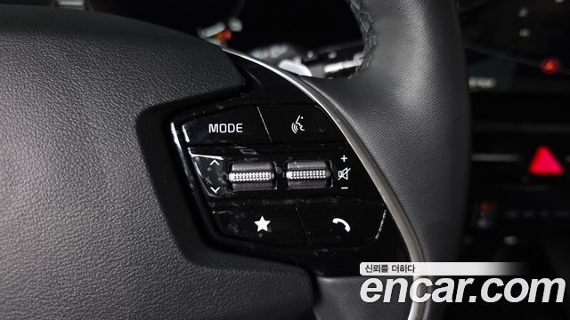 Kia Niro Prestige 2022 — фото 33