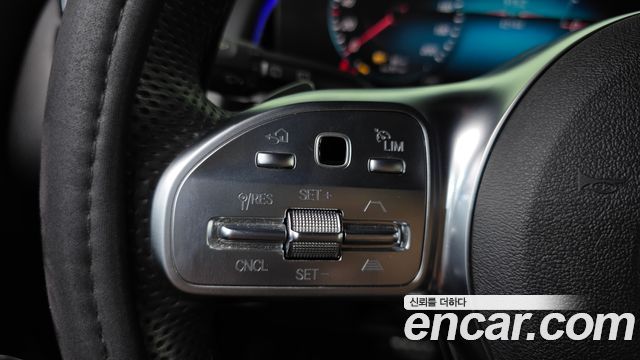 Mercedes-Benz EQB (X243) EQB300 4MATIC AMG Line 2022 — фото 29