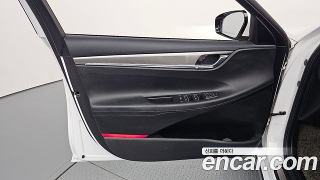 Hyundai Grandeur Hybrid (IG) Le Blanc 2022 — фото 24