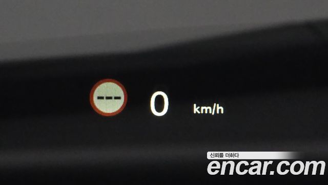MINI Cooper Electric SE Electric 3rd 2022 — фото 13