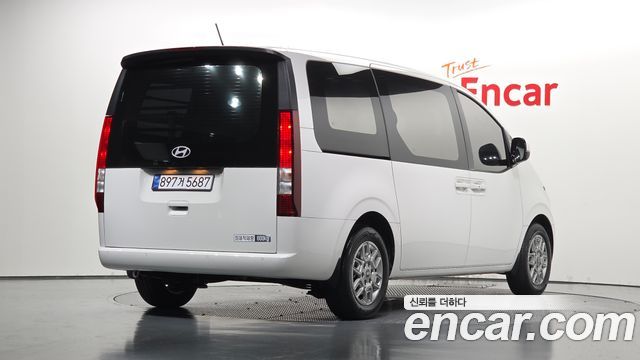 Hyundai Staria HEV 1.6 Cargo 5-Seater Modern 2025 — фото 2