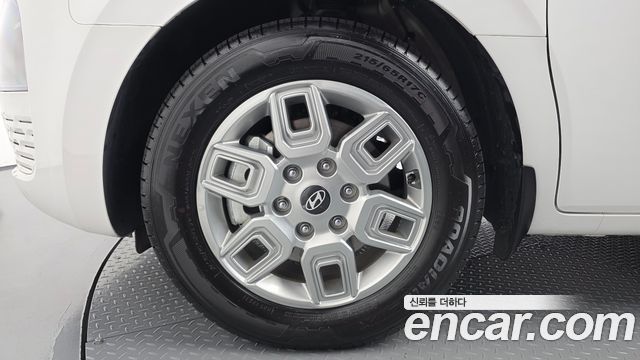 Hyundai Staria HEV 1.6 Cargo 5-Seater Modern 2025 — фото 5