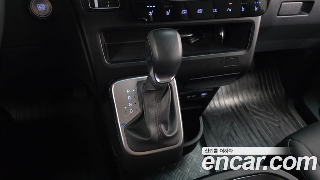 Hyundai Staria HEV 1.6 Cargo 5-Seater Modern 2025 — фото 9