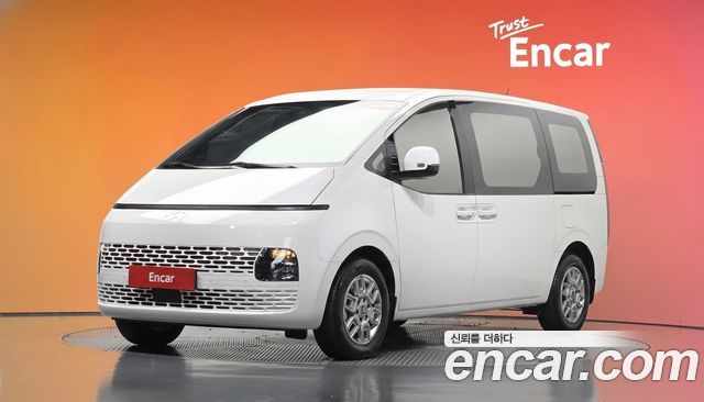 Hyundai Staria HEV 1.6 Cargo 5-Seater Modern 2025 — фото 1